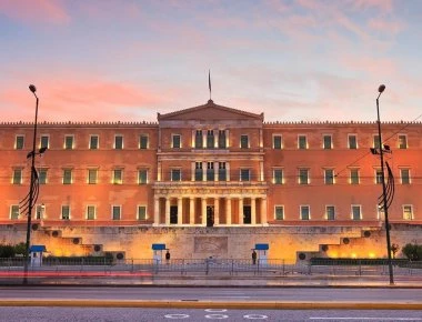 Άνοιξαν οι δρόμοι στο Σύνταγμα - Έληξε ο συναγερμός